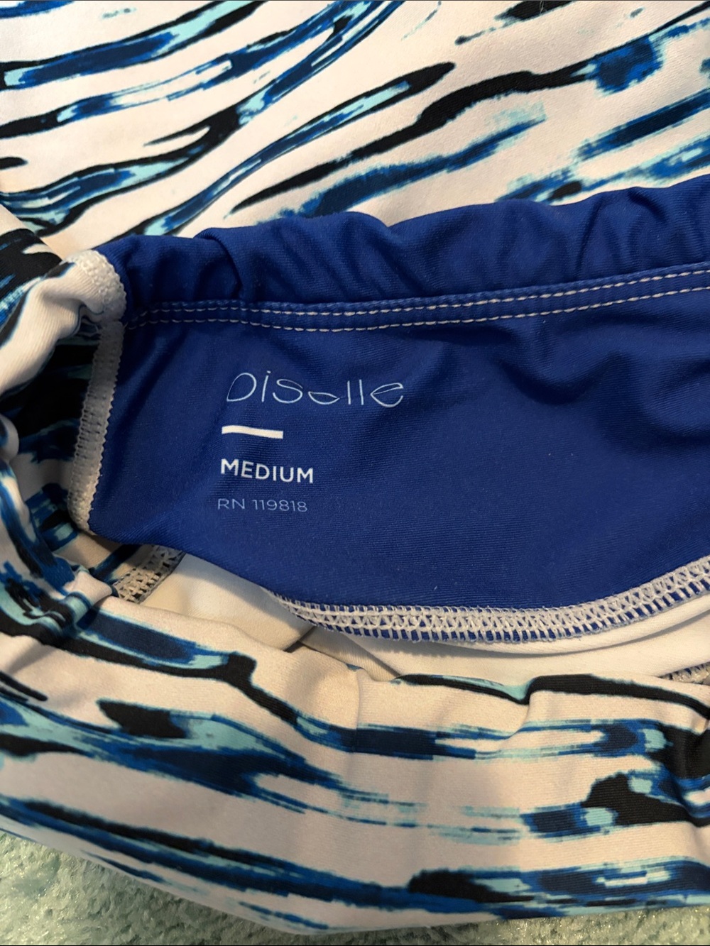 Oiselle Abstract Stripe Bike Shorts - Picture 3 of 3